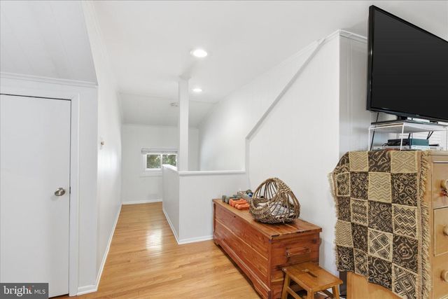 203 PEABODY ST NW, Washington, DC 20011