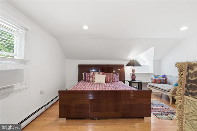 203 PEABODY ST NW, Washington, DC 20011