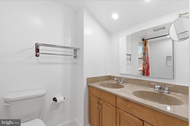 203 PEABODY ST NW, Washington, DC 20011