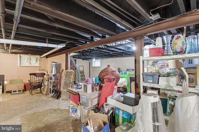 203 PEABODY ST NW, Washington, DC 20011