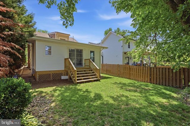 203 PEABODY ST NW, Washington, DC 20011
