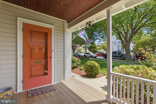 203 PEABODY ST NW, Washington, DC 20011