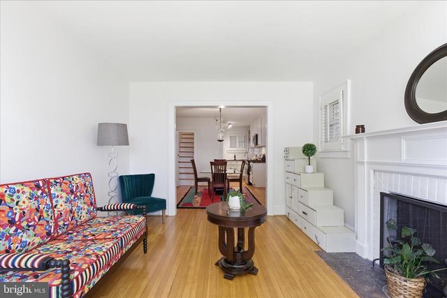 203 PEABODY ST NW, Washington, DC 20011