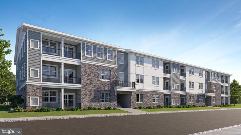 2106 PRINCE HALL, Pennington, NJ 08534