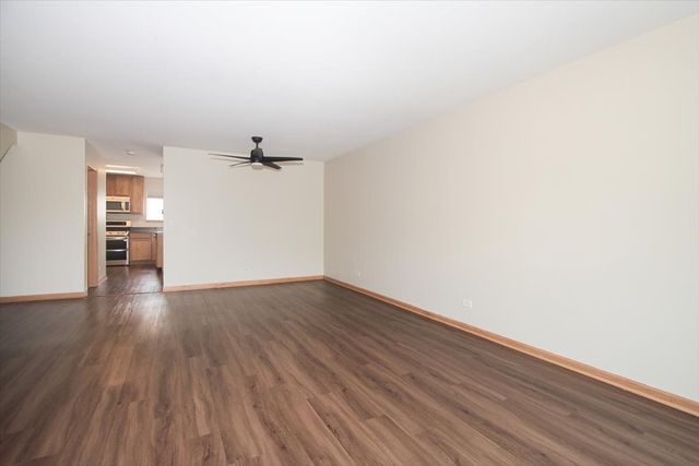 552 Richard Brown Boulevard, Volo, IL 60073