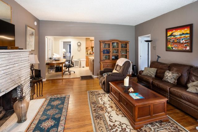 33 Church Street, Mountain View, CA 94041