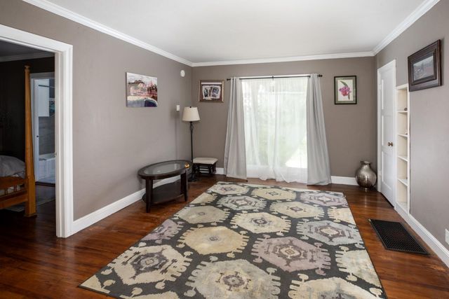 33 Church Street, Mountain View, CA 94041