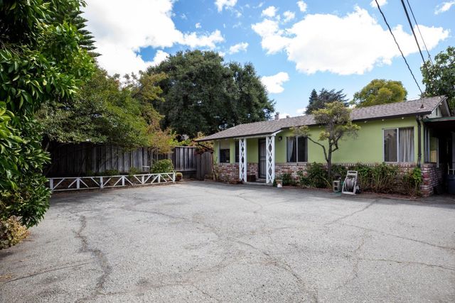33 Church Street, Mountain View, CA 94041