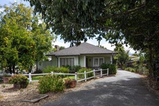 33 Church Street, Mountain View, CA 94041