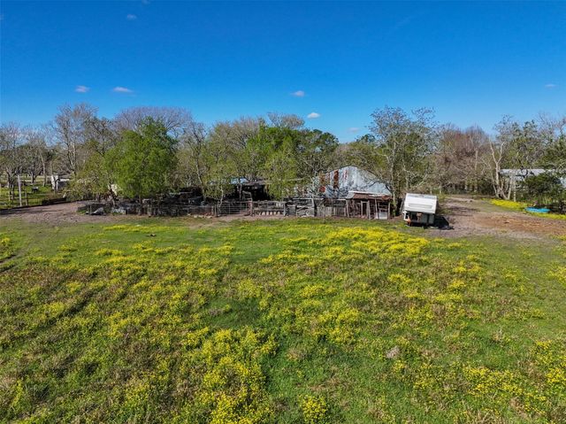 1227 Ave L, Santa Fe, TX 77510