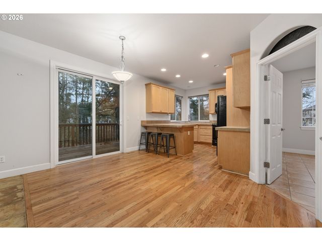 8503 Se 139TH Ct, Portland, OR 97236