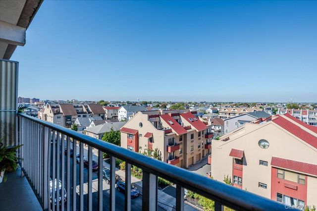 650 Shore Road 5P, Long Beach, NY 11561