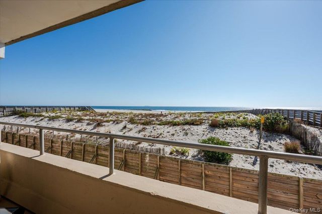 650 Shore Road 5P, Long Beach, NY 11561