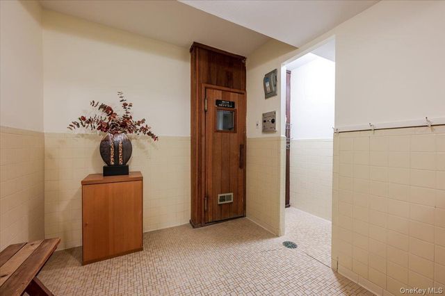 650 Shore Road 5P, Long Beach, NY 11561