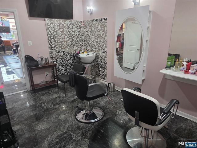 1442 Queen Anne Road, Teaneck, NJ 07666