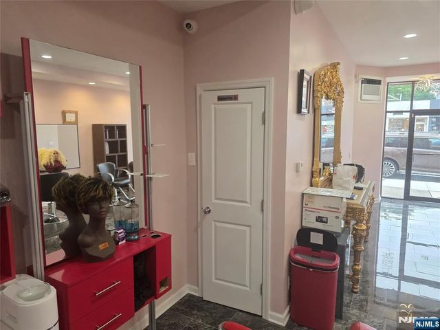 1442 Queen Anne Road, Teaneck, NJ 07666