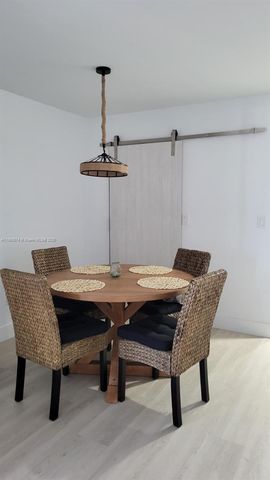2899 Collins Ave 1224, Miami Beach, FL 33140