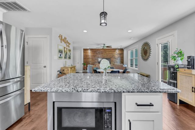 2594 Alex Overlook Way, Clarksville, TN 37043