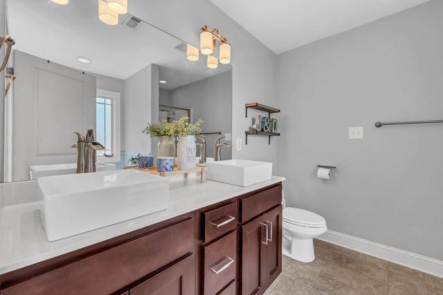 2594 Alex Overlook Way, Clarksville, TN 37043