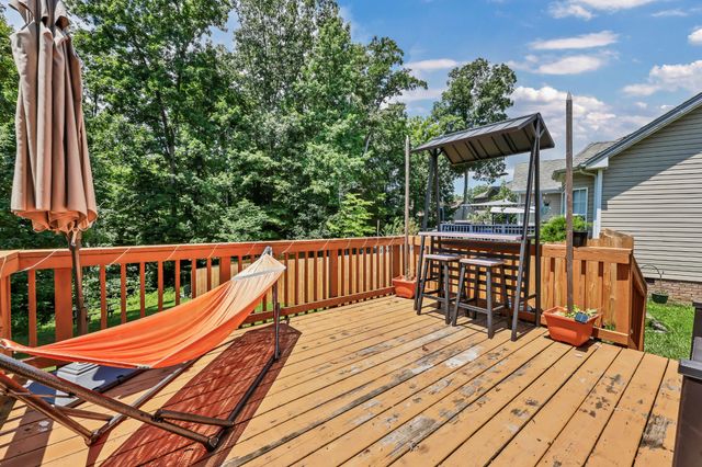 2594 Alex Overlook Way, Clarksville, TN 37043