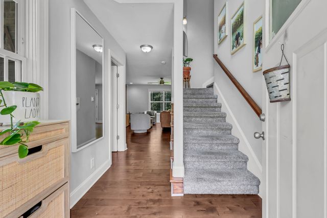 2594 Alex Overlook Way, Clarksville, TN 37043