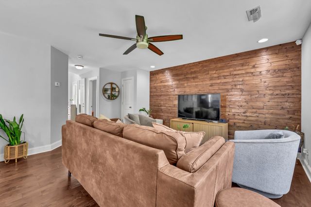 2594 Alex Overlook Way, Clarksville, TN 37043
