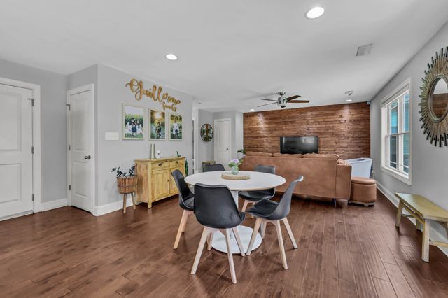 2594 Alex Overlook Way, Clarksville, TN 37043