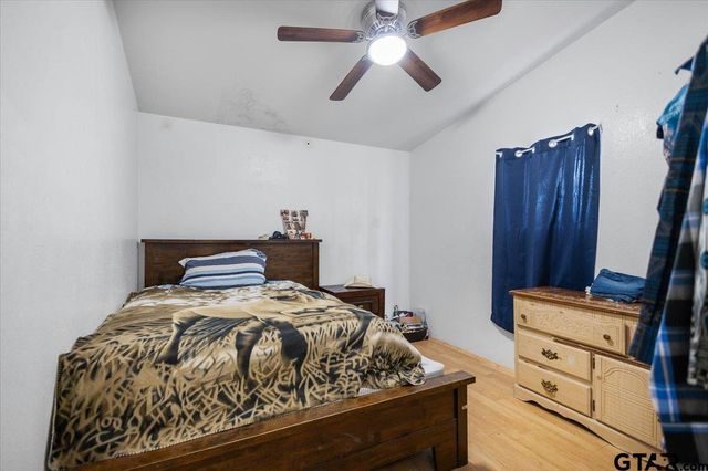 21133 Oak Drive, Larue, TX 75770