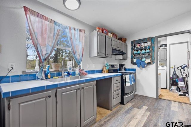 21133 Oak Drive, Larue, TX 75770