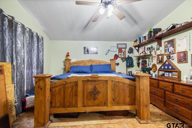 21133 Oak Drive, Larue, TX 75770