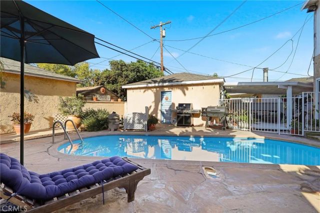 6029 Warwood, Lakewood, CA 90713