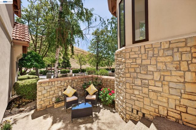 3146 Blackhawk Meadow Drive, Danville, CA 94506