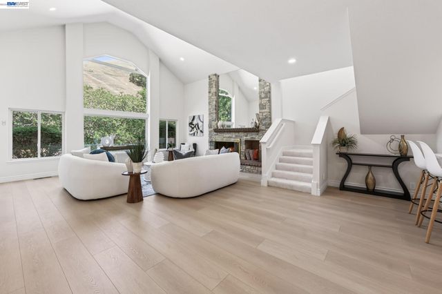 3146 Blackhawk Meadow Drive, Danville, CA 94506