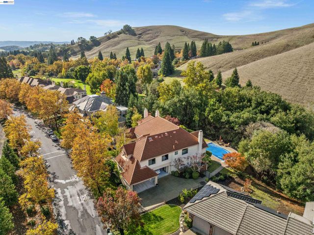 3146 Blackhawk Meadow Drive, Danville, CA 94506