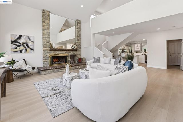 3146 Blackhawk Meadow Drive, Danville, CA 94506