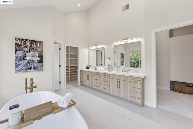 3146 Blackhawk Meadow Drive, Danville, CA 94506