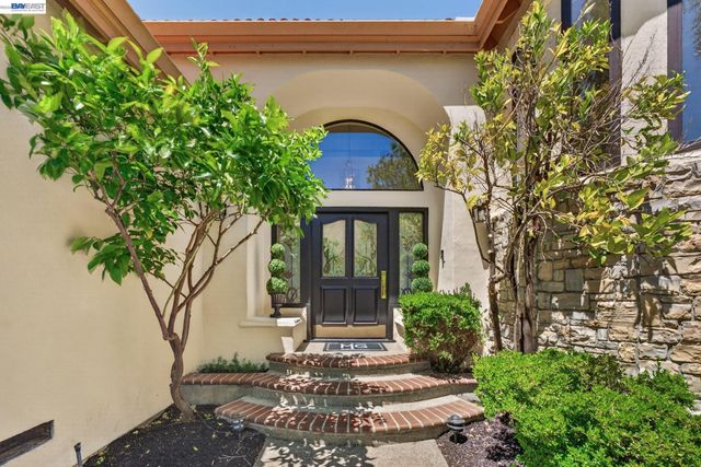 3146 Blackhawk Meadow Drive, Danville, CA 94506
