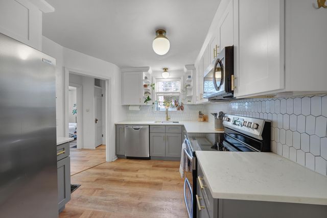 1006 Chambers Circle, Columbus, OH 43212