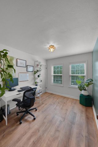 1006 Chambers Circle, Columbus, OH 43212