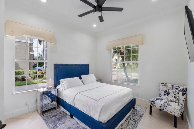 9556 Cobblestone Creek Drive, Boynton Beach, FL 33472