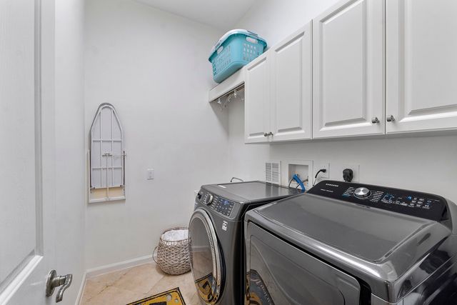 9556 Cobblestone Creek Drive, Boynton Beach, FL 33472