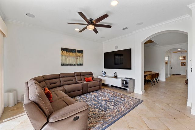 9556 Cobblestone Creek Drive, Boynton Beach, FL 33472