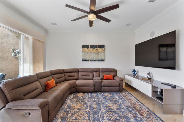 9556 Cobblestone Creek Drive, Boynton Beach, FL 33472