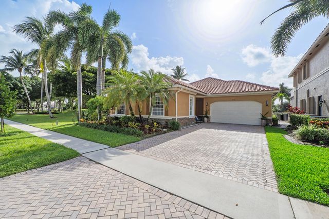9556 Cobblestone Creek Drive, Boynton Beach, FL 33472