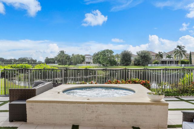 9556 Cobblestone Creek Drive, Boynton Beach, FL 33472