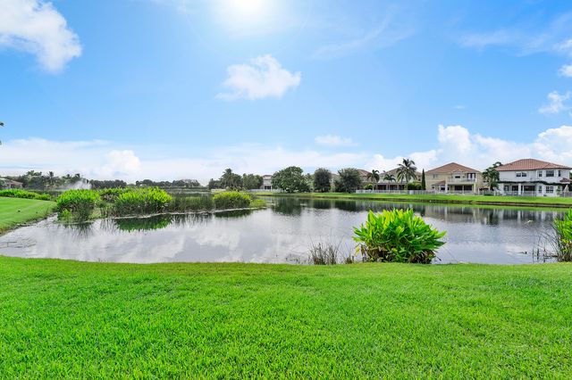 9556 Cobblestone Creek Drive, Boynton Beach, FL 33472