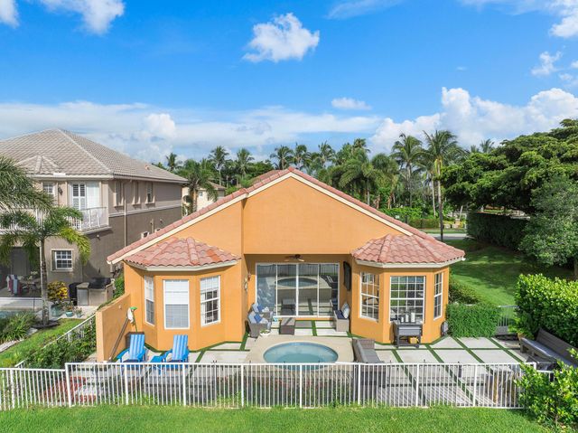 9556 Cobblestone Creek Drive, Boynton Beach, FL 33472