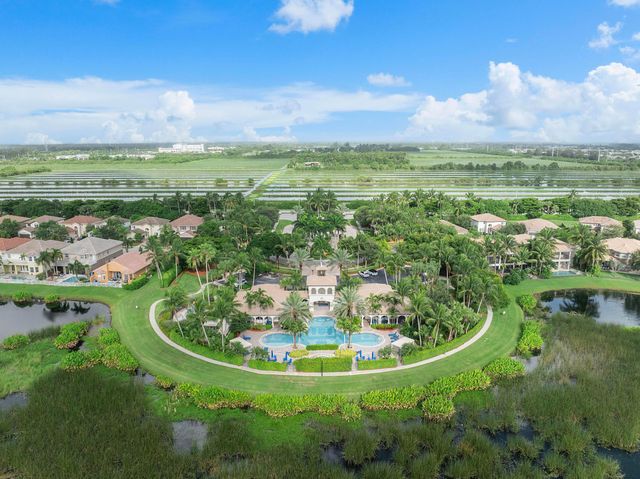 9556 Cobblestone Creek Drive, Boynton Beach, FL 33472