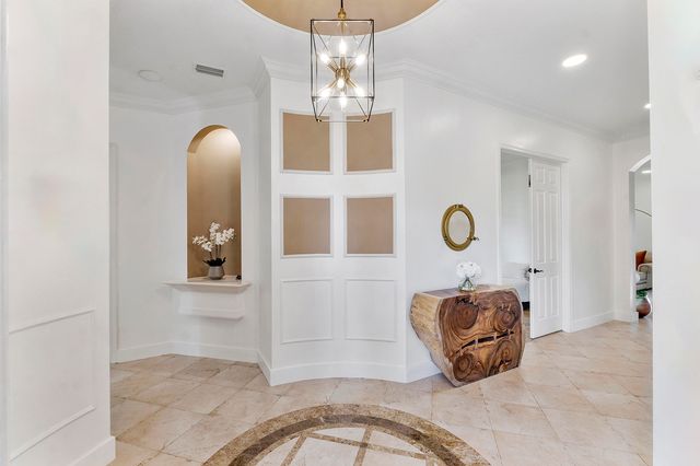 9556 Cobblestone Creek Drive, Boynton Beach, FL 33472