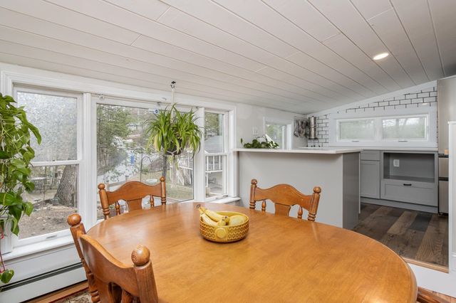 21 Hemlock Heights Road, Atkinson, NH 03811